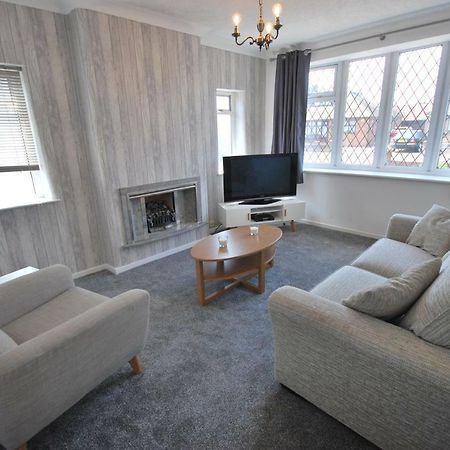 Belle'S Bungalow Villa Cleveleys Esterno foto
