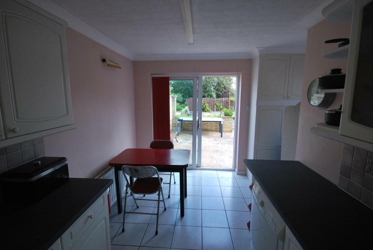 Belle'S Bungalow Villa Cleveleys Esterno foto