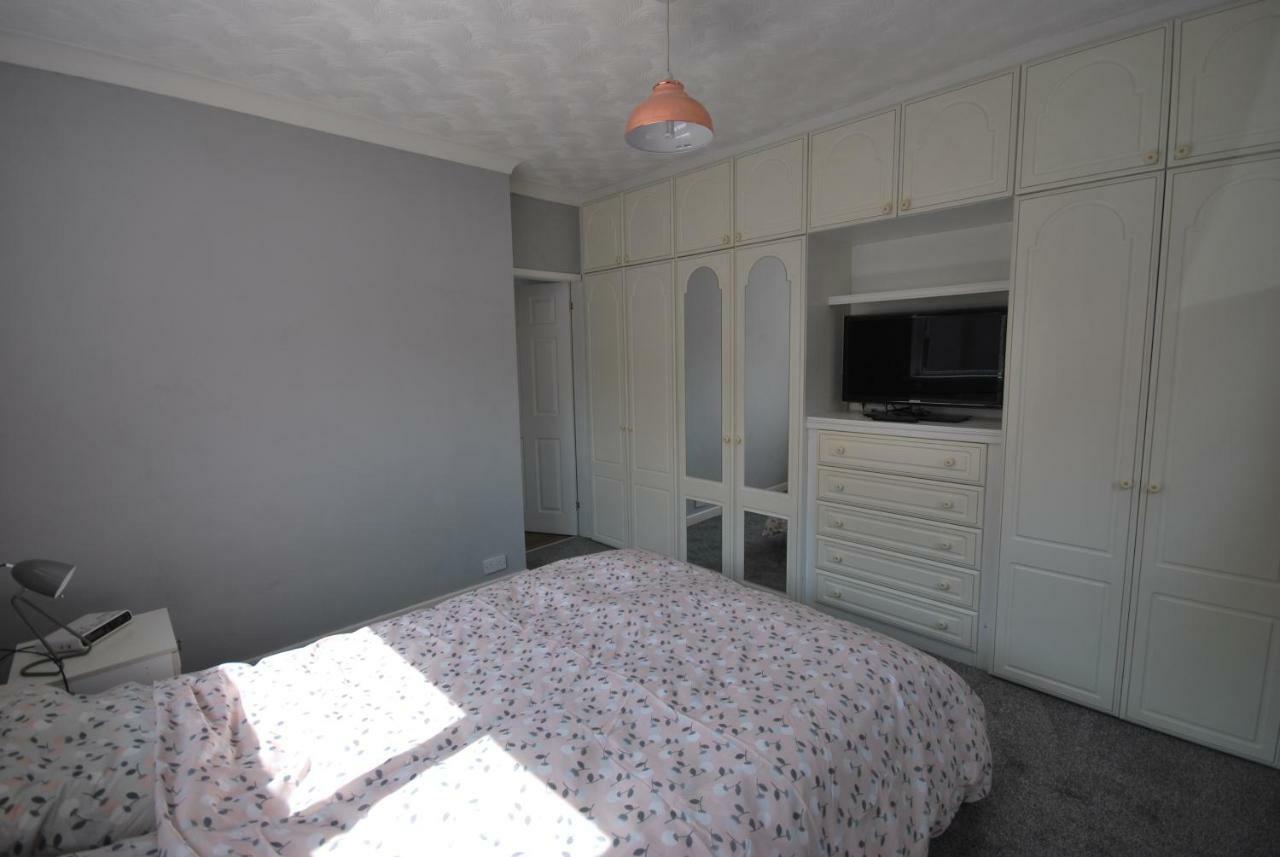 Belle'S Bungalow Villa Cleveleys Esterno foto
