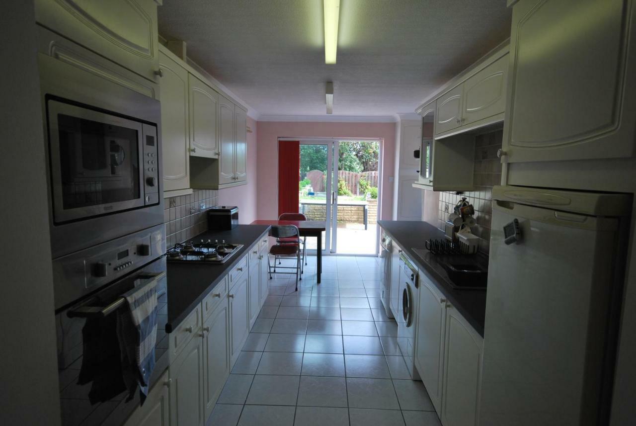 Belle'S Bungalow Villa Cleveleys Esterno foto